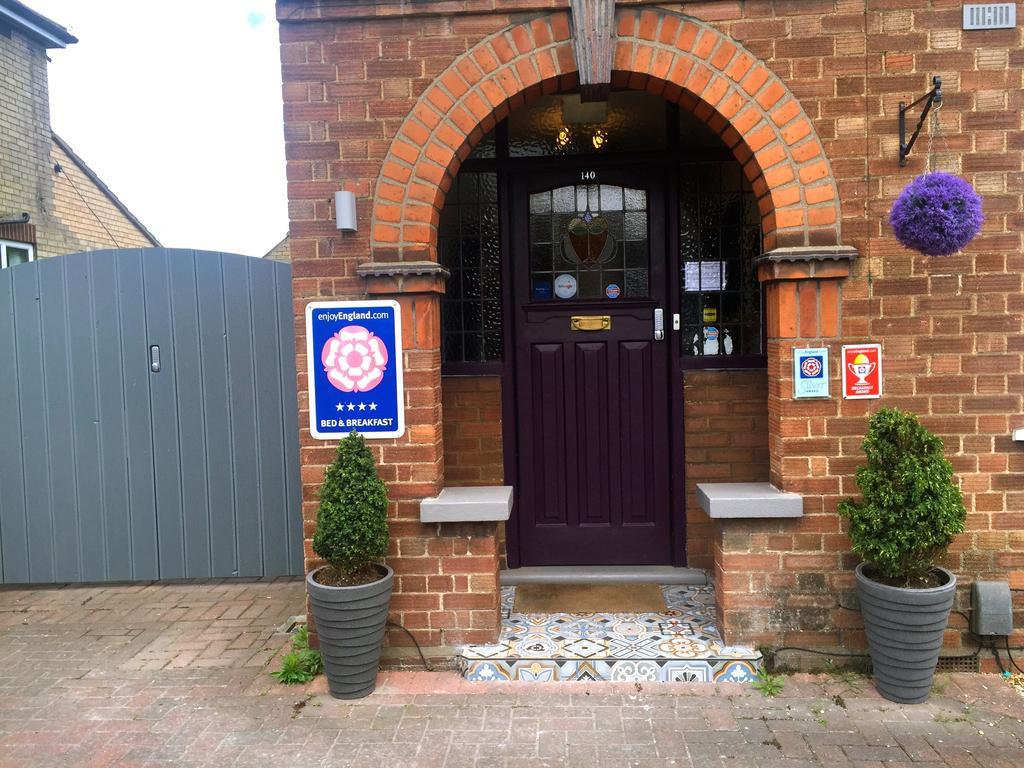 Carolina Guest House Cambridge Exterior photo