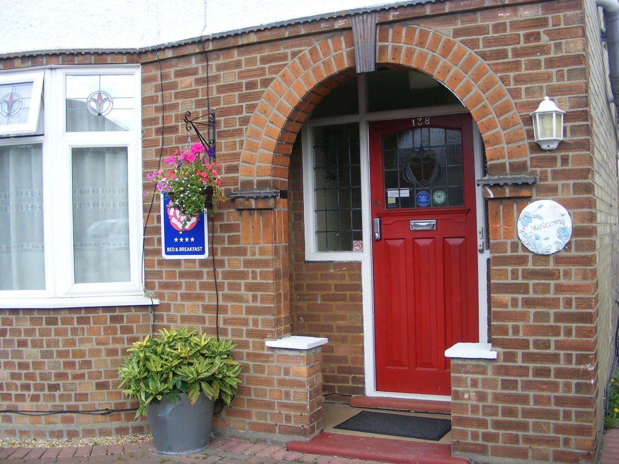 Carolina Guest House Cambridge Exterior photo